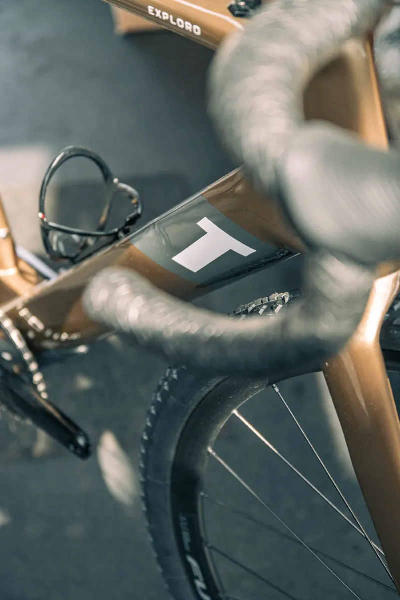 3T Exploro Ultra Rival XPLR 1X12 700C Gravel Bike in Coffee-4